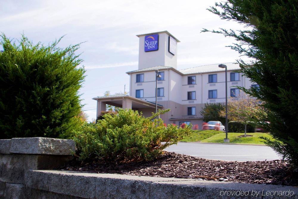 Sleep Inn & Suites Harrisonburg Near University Exterior photo
